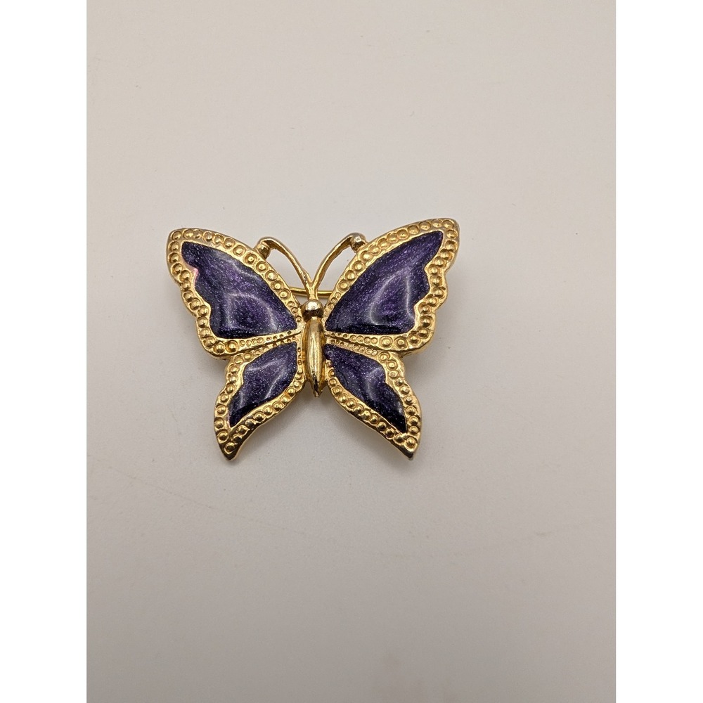 Vintage Purple Enamel Butterfly Brooch Gold Tone Textured Wing Pin Accessory